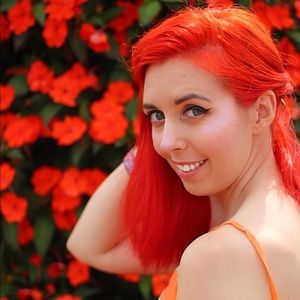 Meet your Posher, Danielle